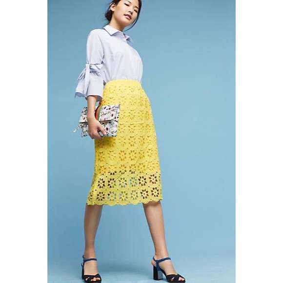 Lili’s closet maya cutout skirt - Picture 1 of 4